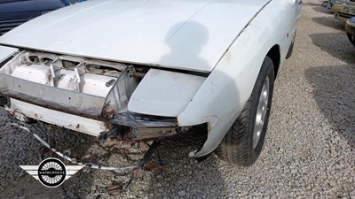 Lot 322 - 1987 PORSCHE 924