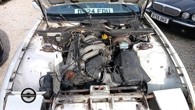 Lot 322 - 1987 PORSCHE 924
