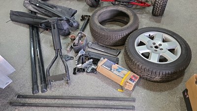 Lot 591 - RANGE ROVER / LAND ROVER PARTS