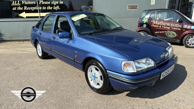 Lot 88 - 1992 FORD SIERRA AZURA