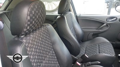Lot 94 - 2005 MG ZR 105