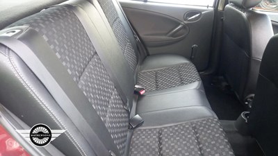 Lot 94 - 2005 MG ZR 105