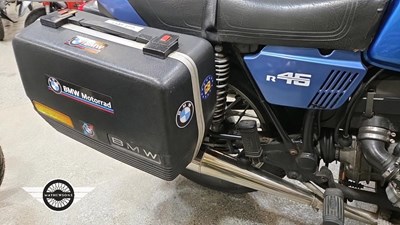 Lot 66 - 1982 BMW