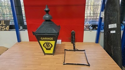 Lot 448 - ANTIQUE STYLE AA GARAGE LAMP