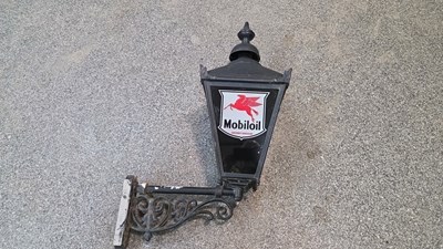 Lot 747 - ANTIQUE STYLE MOBIL OIL LAMP