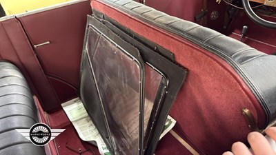 Lot 330 - 1926 SINGER