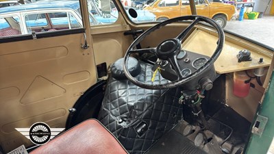Lot 346 - 1952 MORRIS COMMERCIAL