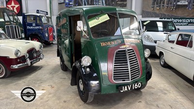 Lot 346 - 1952 MORRIS COMMERCIAL
