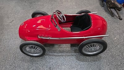 Lot 47 - CHILD'S PEDAL CAR IN VERY GOOD CONDITION