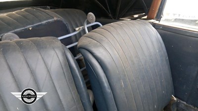 Lot 226 - 1940 DAIMLER DB 18