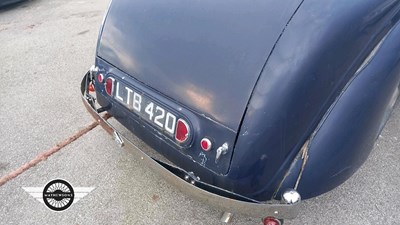 Lot 226 - 1940 DAIMLER DB 18