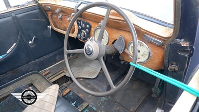 Lot 226 - 1940 DAIMLER DB 18