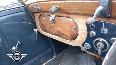 Lot 226 - 1940 DAIMLER DB 18