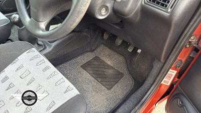 Lot 296 - 2001 PEUGEOT 106 INDEPENDENCE