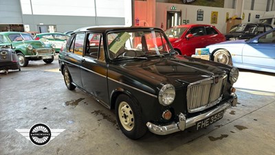 Lot 514 - 1966 MG 1100