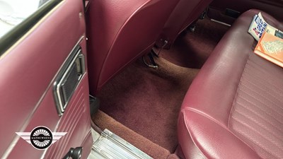 Lot 512 - 1974 AUSTIN MAXI 1750
