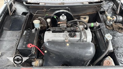 Lot 512 - 1974 AUSTIN MAXI 1750