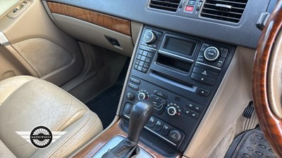 Lot 362 - 2007 VOLVO XC90 LUX SE V8 AWD