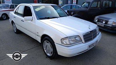 Lot 744 - 1996 MERCEDES C220 ELEGANCE DIESEL