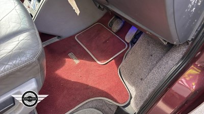 Lot 740 - 1999 MERCEDES V220 CDI AMBIENTE AUTO