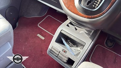 Lot 740 - 1999 MERCEDES V220 CDI AMBIENTE AUTO