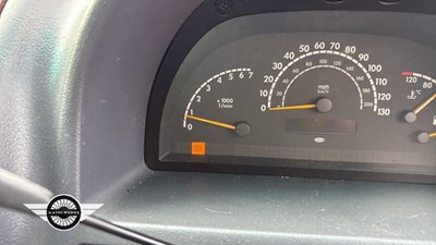 Lot 740 - 1999 MERCEDES V220 CDI AMBIENTE AUTO