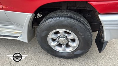 Lot 762 - 1999 MITSUBISHI SHOGUN GLS TD
