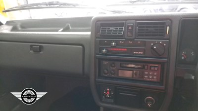 Lot 632 - 1990 VOLVO 340 GL AUTO