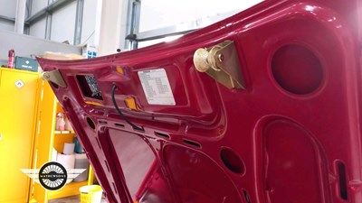 Lot 632 - 1990 VOLVO 340 GL AUTO