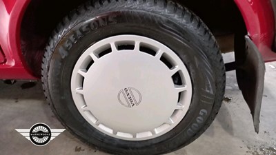 Lot 632 - 1990 VOLVO 340 GL AUTO