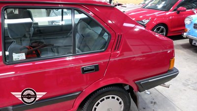Lot 632 - 1990 VOLVO 340 GL AUTO