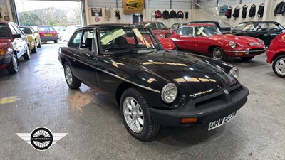 Lot 674 - 1980 MG B GT