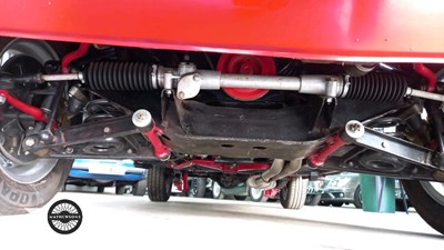 Lot 4 - 1977 MG B
