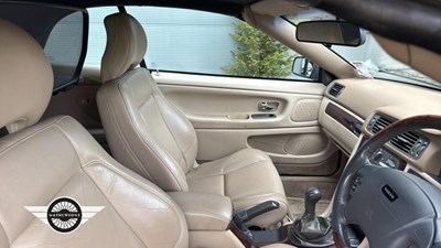 Lot 21 - 2003 VOLVO C70 T