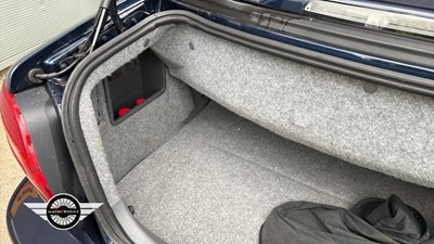 Lot 21 - 2003 VOLVO C70 T