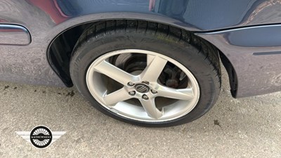 Lot 21 - 2003 VOLVO C70 T