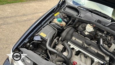 Lot 21 - 2003 VOLVO C70 T