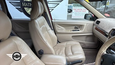 Lot 550 - 1998 VOLVO S70 20V AUTO