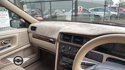 Lot 550 - 1998 VOLVO S70 20V AUTO