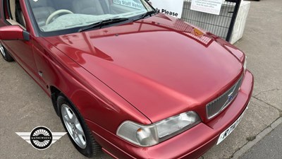 Lot 550 - 1998 VOLVO S70 20V AUTO