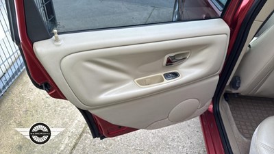 Lot 550 - 1998 VOLVO S70 20V AUTO