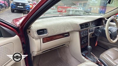 Lot 550 - 1998 VOLVO S70 20V AUTO