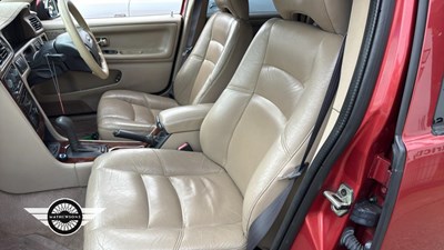 Lot 550 - 1998 VOLVO S70 20V AUTO