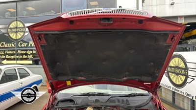 Lot 550 - 1998 VOLVO S70 20V AUTO
