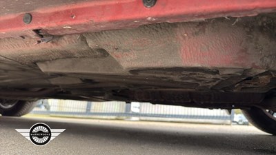 Lot 550 - 1998 VOLVO S70 20V AUTO