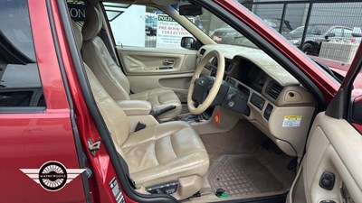 Lot 550 - 1998 VOLVO S70 20V AUTO