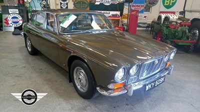Lot 370 - 1971 JAGUAR 2.8 XJ6