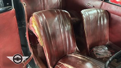 Lot 814 - 1937 FORD