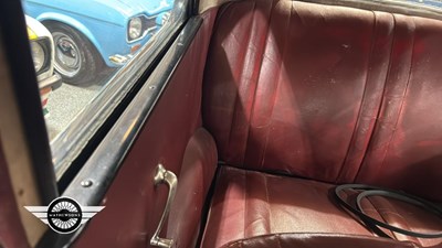 Lot 814 - 1937 FORD