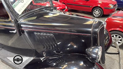 Lot 814 - 1937 FORD